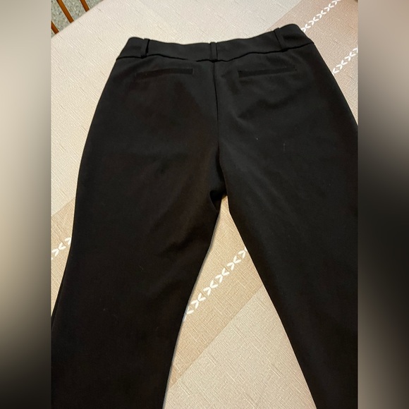 NY-CC Black dress slacks. Straight leg, size 10 - Picture 2 of 5